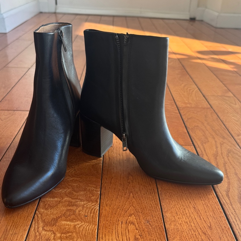 Classic Black Women's Leather Ankle Boots with Block Heel
